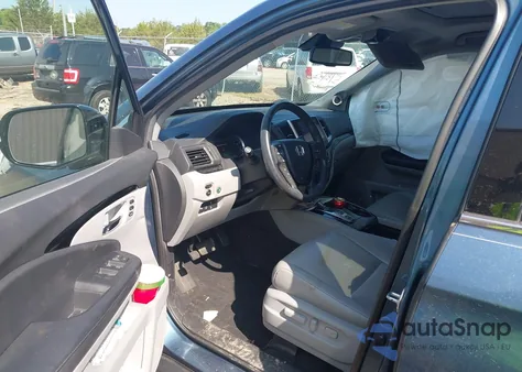 2017 Honda Pilot Touring из США, поврежденный, VIN 5FNYF5H96HB032210